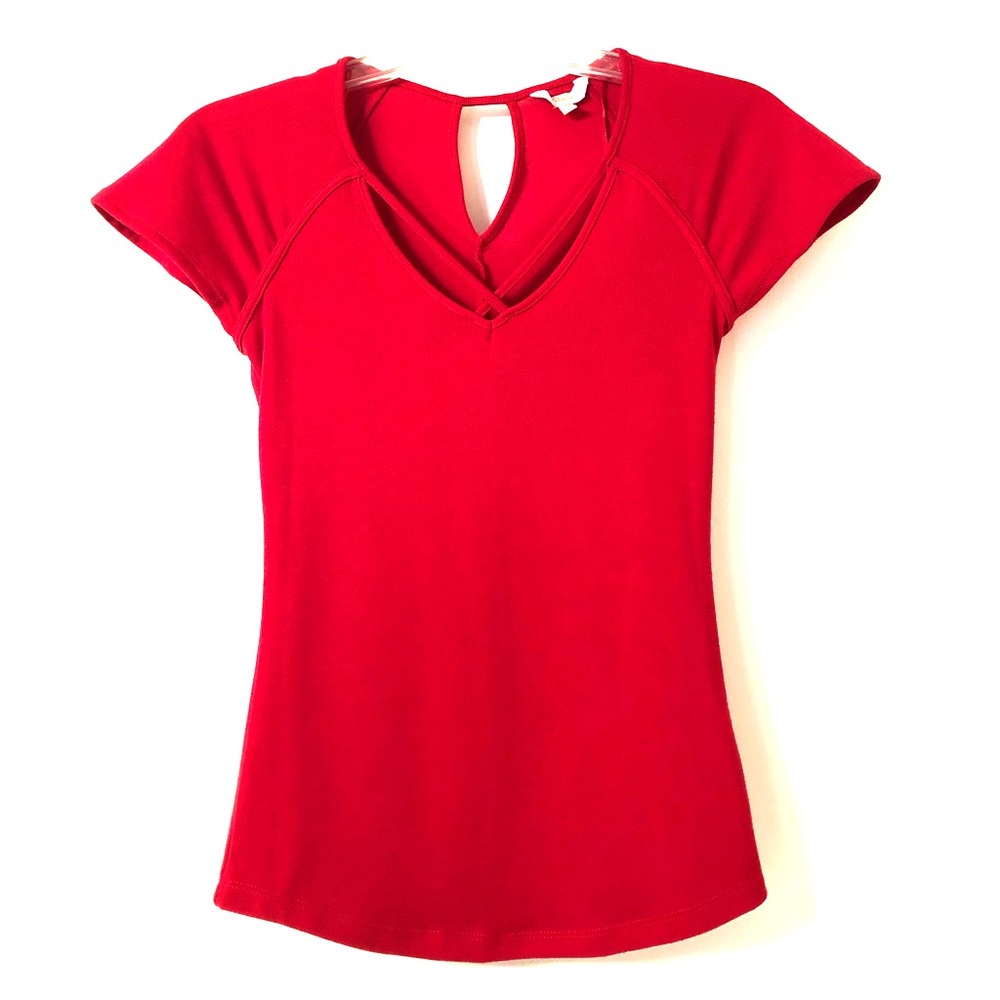 Candie’s Cross-Strapped Front Cap-Sleeved Top